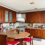 David - Larihome A82 * Stazzona
