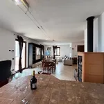 David - Larihome A82 * Stazzona
