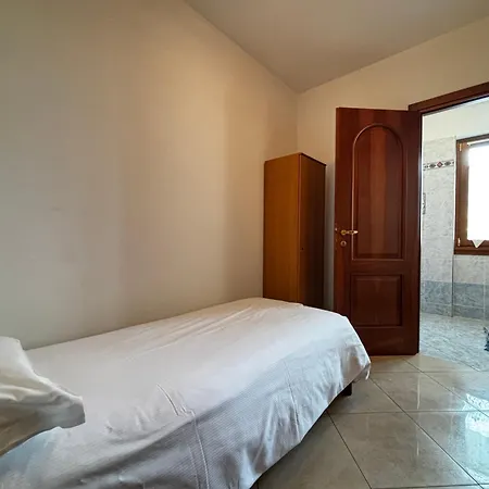 David - Larihome A82 Appartamento Stazzona