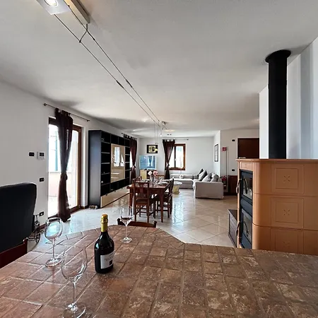 David - Larihome A82 * Stazzona
